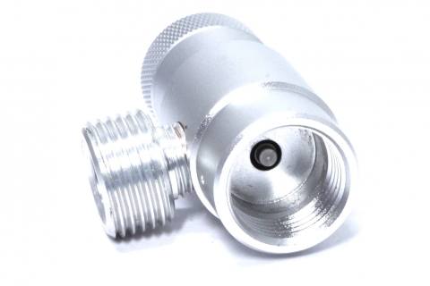 Vue des fils femelles de l'Adaptateur Avancé pour Paintball CGA 320 Cylindres de CO2