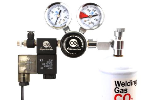 Adaptateur jetable avancé connecté au cylindre et au régulateur